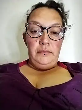 -saraqueen-'s cam snapshot