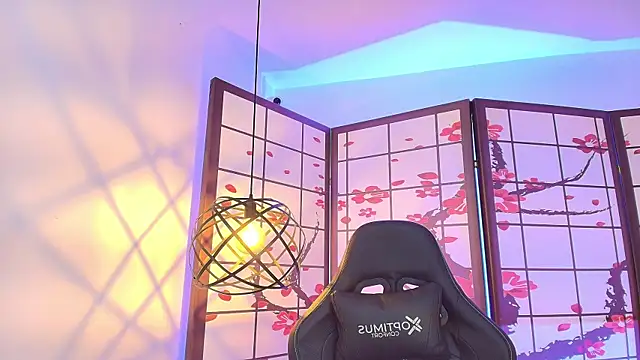 Fluffy_Bubble21's cam snapshot