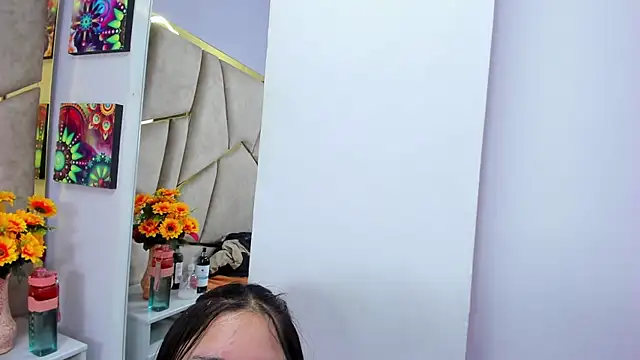 Kloe_Candy1's cam snapshot