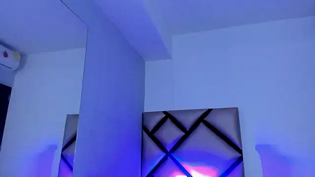 Isabella-Rosssi's cam snapshot