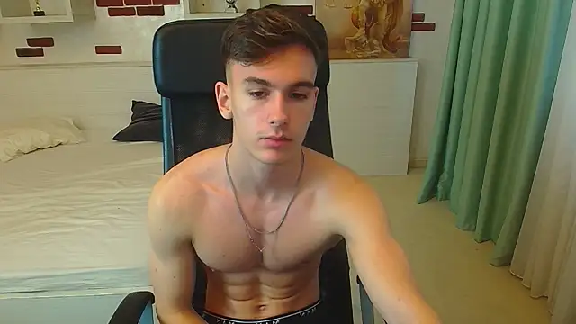 BradyFlint live sex cam