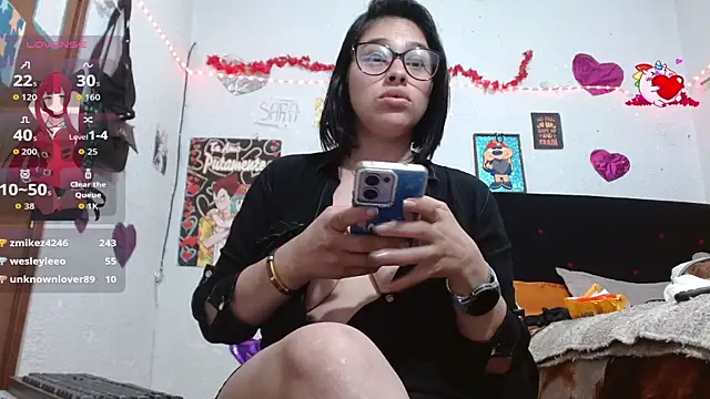 Saray_extrovert_'s cam snapshot