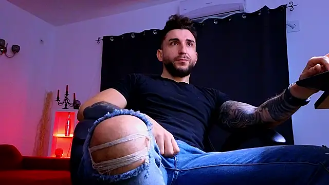 MightyAaron66's cam snapshot