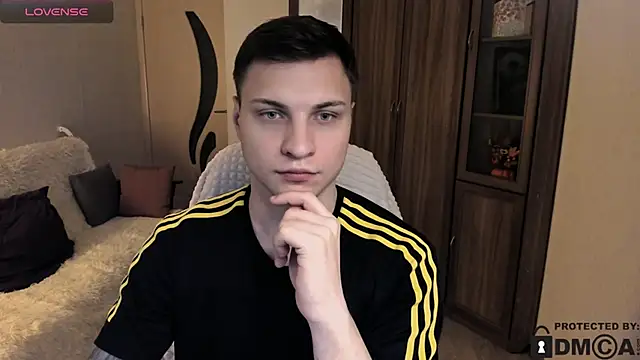 handsome_guy01's cam snapshot