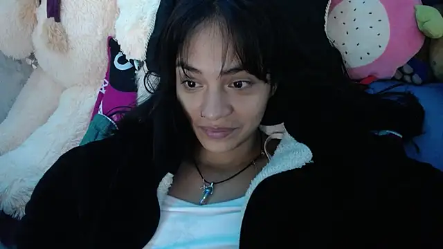 Samara_Homescapes's cam snapshot