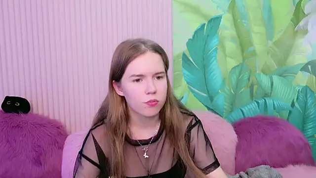 Alida_Brice's cam snapshot