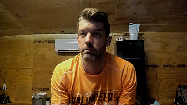 Kenny_Kyle's Stripchat show and profile