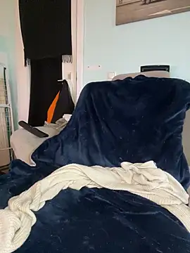 Miiaaa-'s cam snapshot