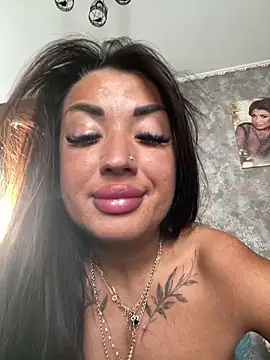 RuslanaXX live sex cam