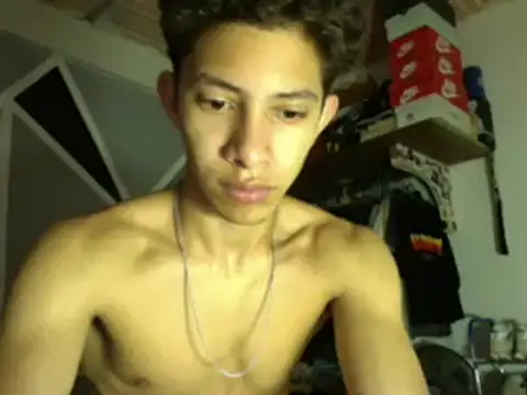 ferchitibellako's cam snapshot