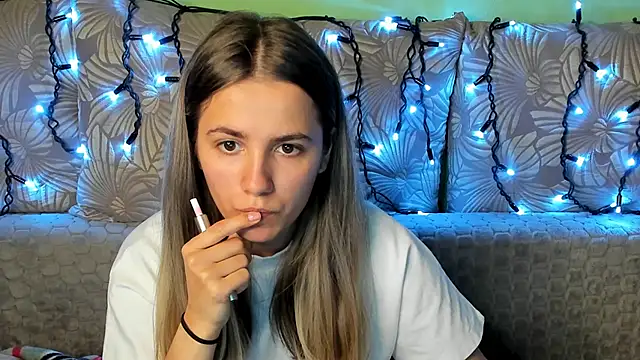 MaggieCake live sex cam