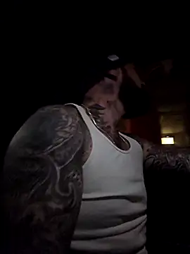 Beardedtattood live sex cam