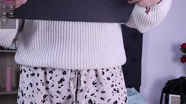 alix_bay's cam snapshot