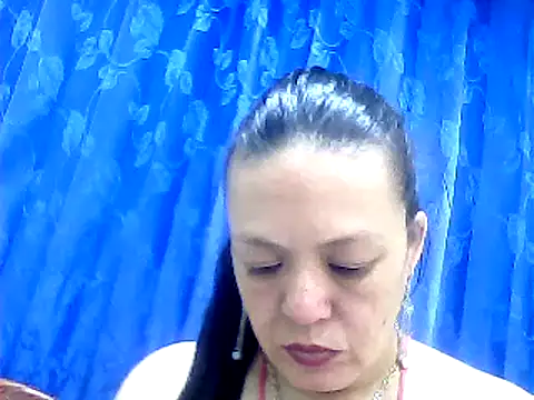 Missy_Guzman's cam snapshot