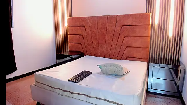 FYKMOR_1 live sex cam