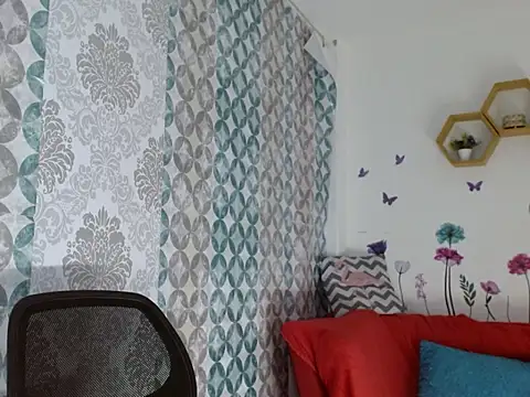 camila_lewis's cam snapshot