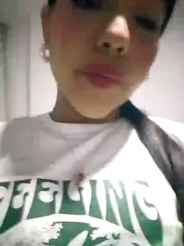 SweetFortuner's cam snapshot