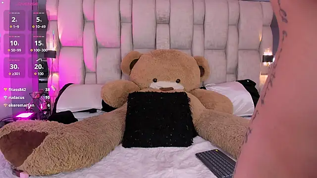 MylittleEmily_'s cam snapshot