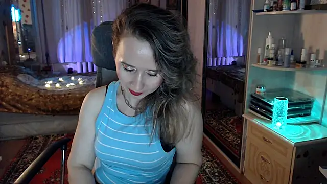 ClassyInna's cam snapshot