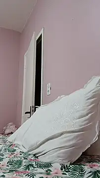 _SexyPetite_'s cam snapshot