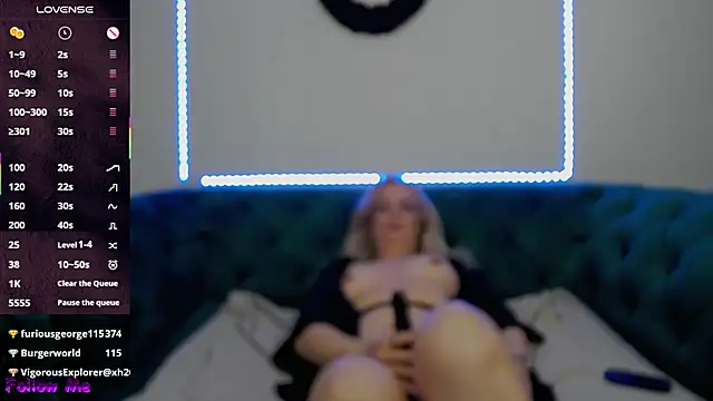 IvanaCharm's cam snapshot