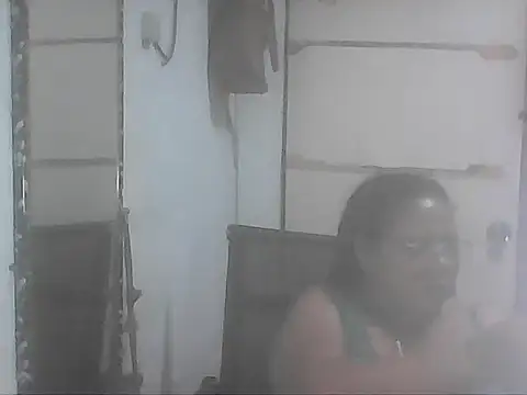 hotwet_mama4uxx's cam snapshot