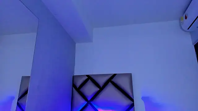 Isabella-Rosssi's cam snapshot