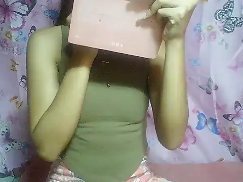 SweetPussie18x's cam snapshot