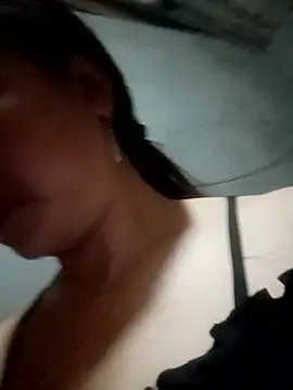 suki-lady's cam snapshot