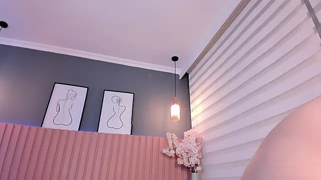 Nina_Ford's cam snapshot