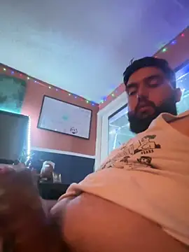 bigdickgio6923's cam snapshot