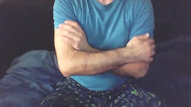 Uomo7744's cam snapshot