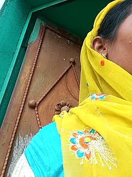 Rt_shreya's cam snapshot