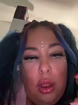 BiigMAMA_2025's cam snapshot