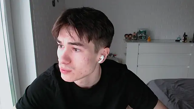 MarkusDean live sex cam