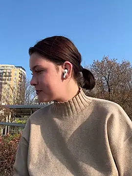 KikiWatson live sex cam