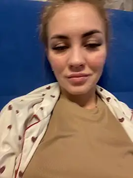 DreamGirl-777's cam snapshot