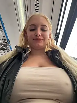 Milkyy_wway live sex cam