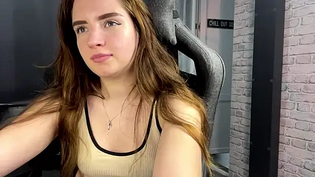 GreatMolly's cam snapshot