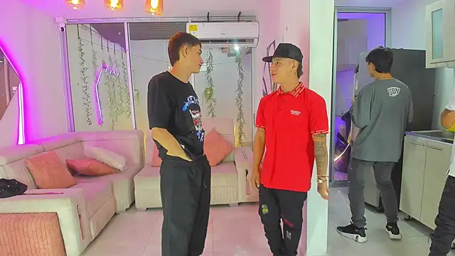 Houseofwarrios live sex cam