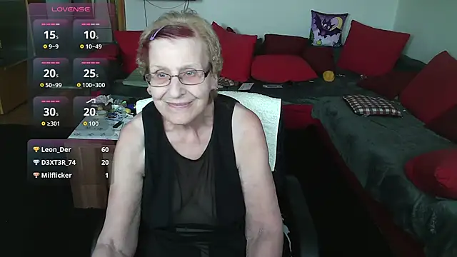 HeisseomaOriginal live sex cam