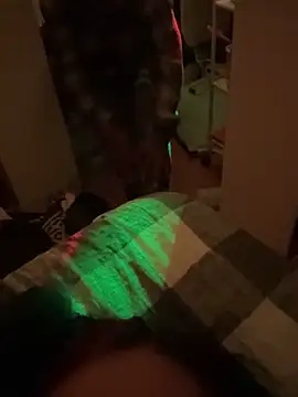 BiigMAMA_2025's cam snapshot