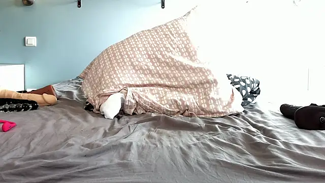 Tina4you-'s cam snapshot