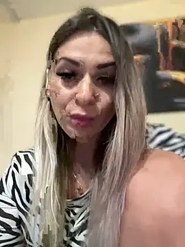 iSelena's cam snapshot