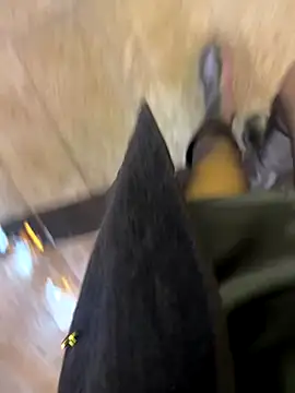 yimisun01's cam snapshot