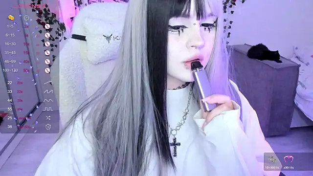 SelenaCute's cam snapshot