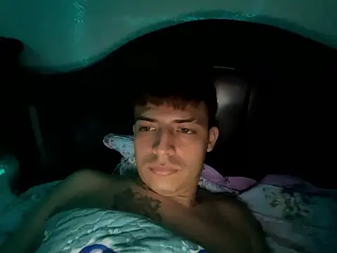 boy_ricky live sex cam