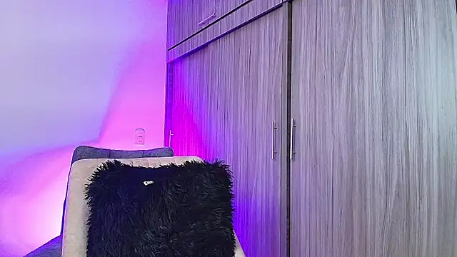 sami_coopeer4's cam snapshot