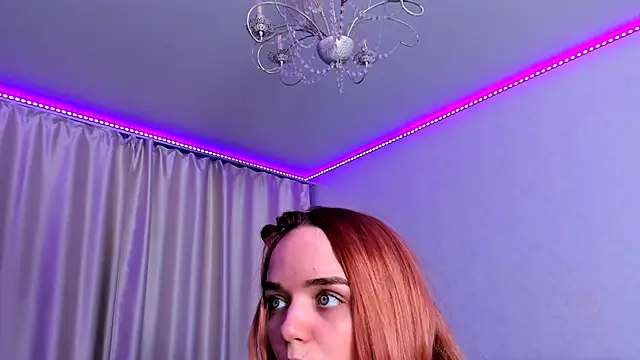 JanetShy live sex cam