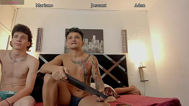 toyboys1's cam snapshot